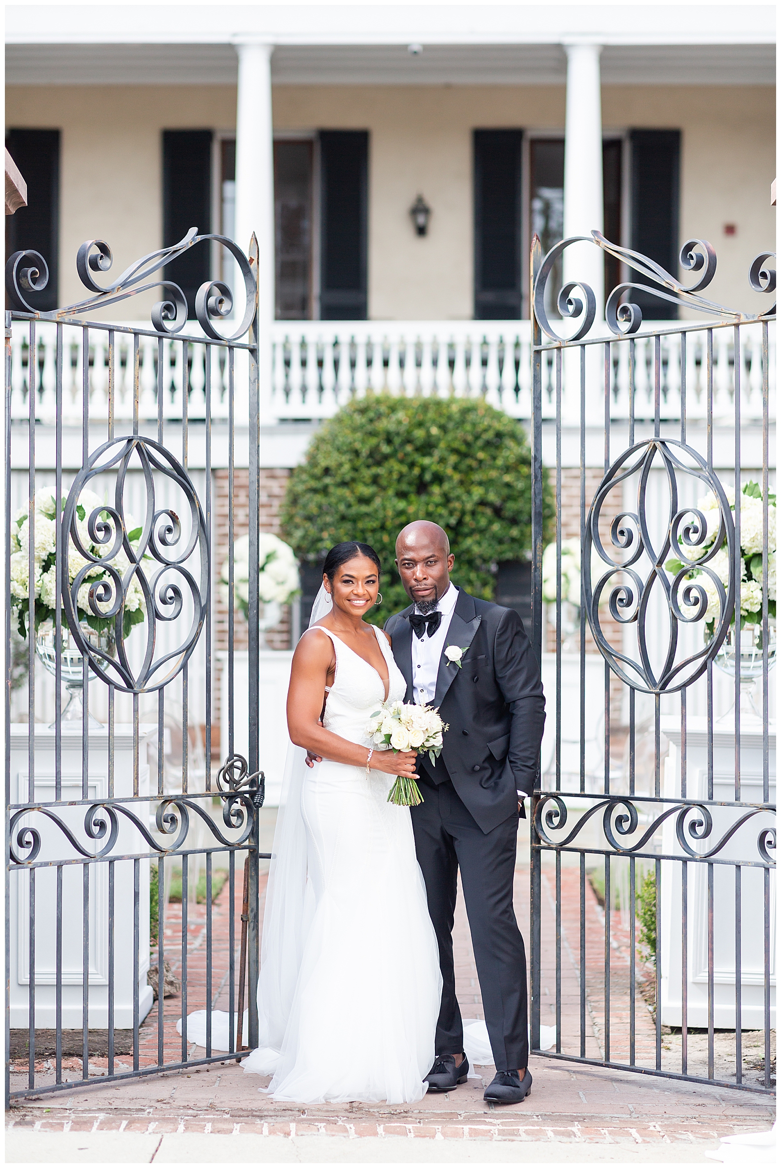 Charleston gate with bride and groom